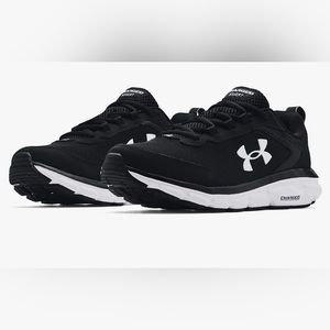 Under Armour Men’s Charged Assert 9 Running shoes sneakers- Brand New In Box